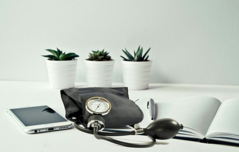 blood pressure, clinic, desktop, work, care, check, checkup, diagnosis, equipment, hand, healthcare, healthy, hospital, measure, medical care, meter, monitor, paper, service, test, tool, treatment, smartphone, iphone, report, blood pressure, blood pressure, blood pressure, blood pressure, blood pressure, clinic, clinic, checkup, healthcare, healthcare, healthcare, hospital, hospital, hospital, medical care. Can a Tooth Infection Cause High Blood Pressure
